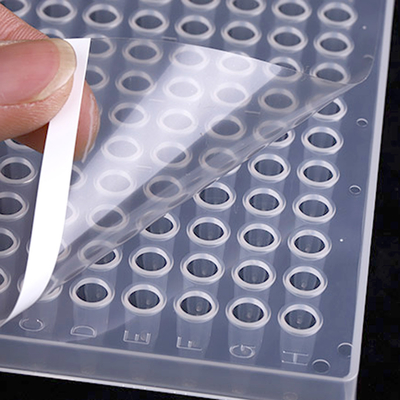 Alti film trasparente buono di sigillamento del piatto di PCR del film di sigillamento di Microplate del film 96 Non permeabili rispondenti di PCR