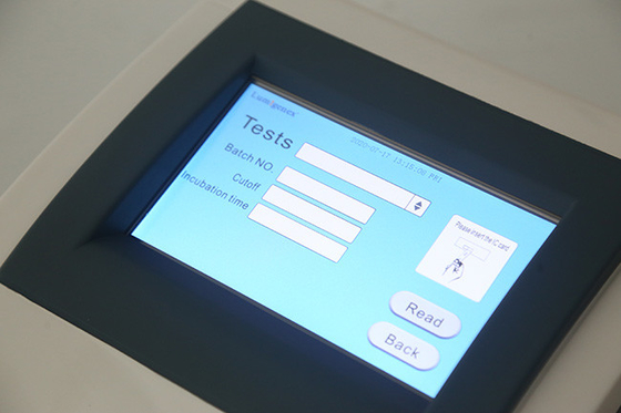Analizzatore immunologico fluorescente CE AC100V completamente automatizzato
